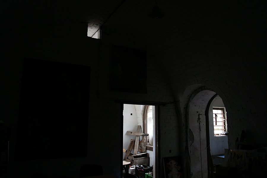 Fenster 10 aus dem Bildarchiv Die andere Seite 2008