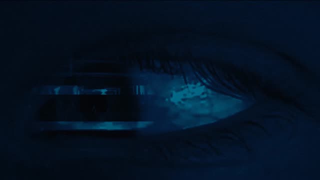 Still aus Satz Prolog · Das Auge