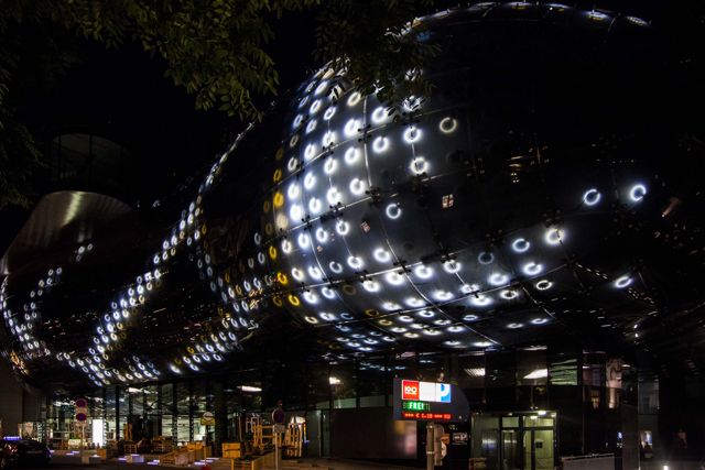 Kunsthaus Graz · BIX · Hyperillusion 2015 – Hyperillusion Graz / The Stone