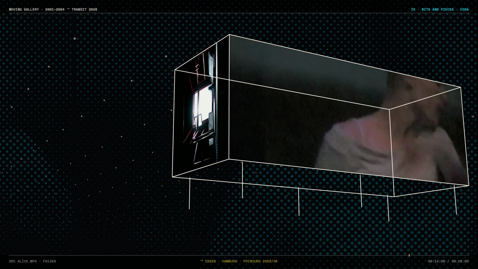 Container mit Videobildern auf den Wänden