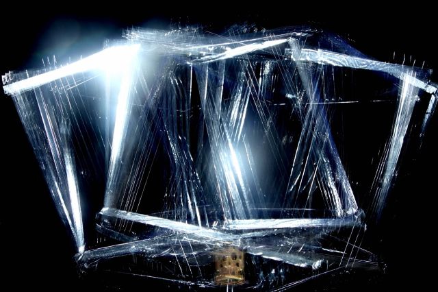 Rotationsmodell · gleichseitiger offener Würfel — RAUM 11, Markus Wintersberger 2011/2012