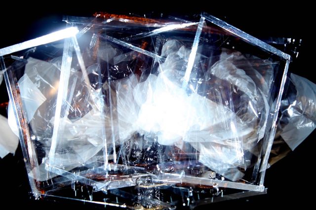 Lichtspur · Rotation im Blitzlicht — RAUM 11, Markus Wintersberger 2011/2012