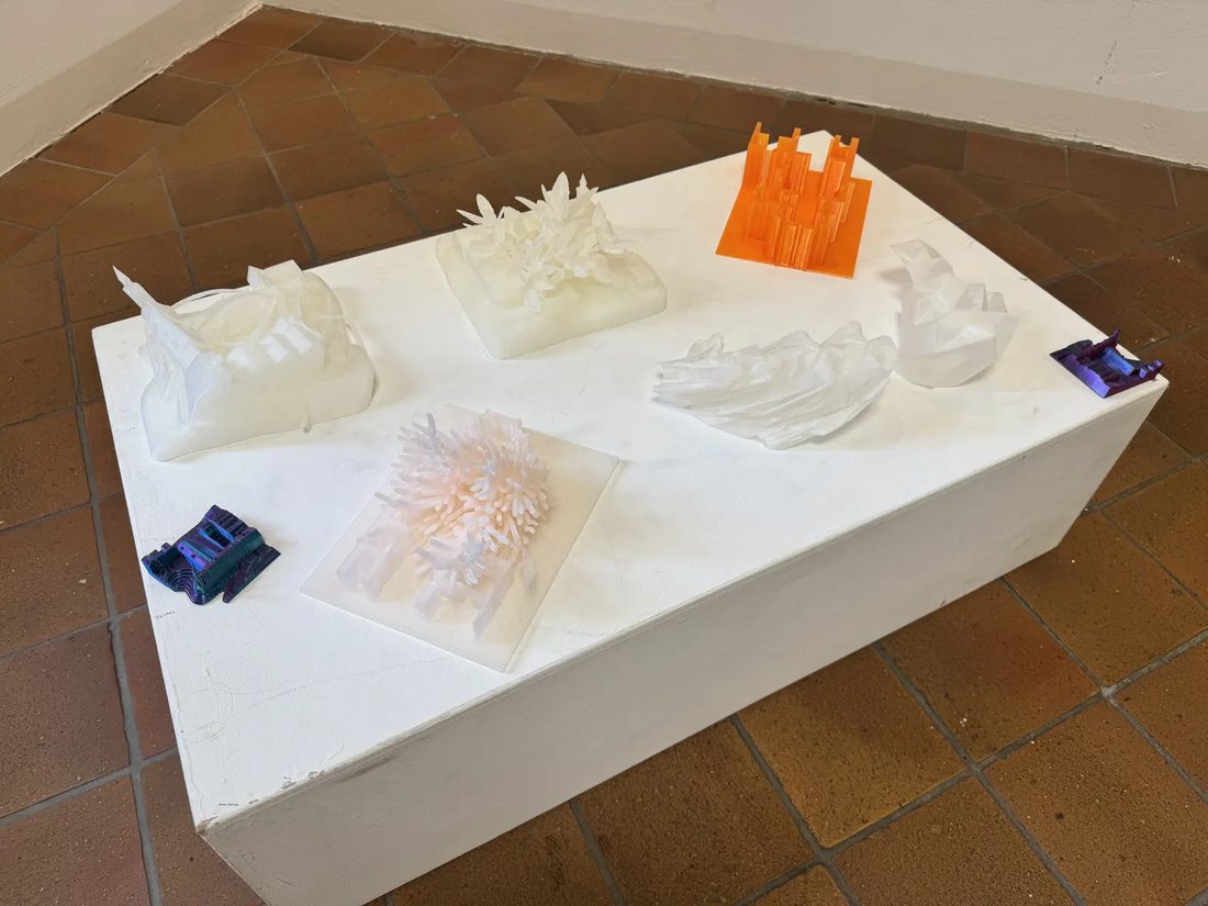 Ausstellung · Raum · Artefakte